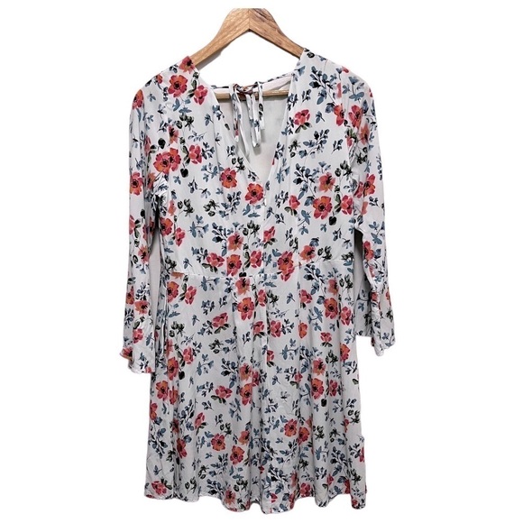 LOFT Floral Bell Sleeve Mini Dress With Pockets. Size 4 - Picture 2 of 8
